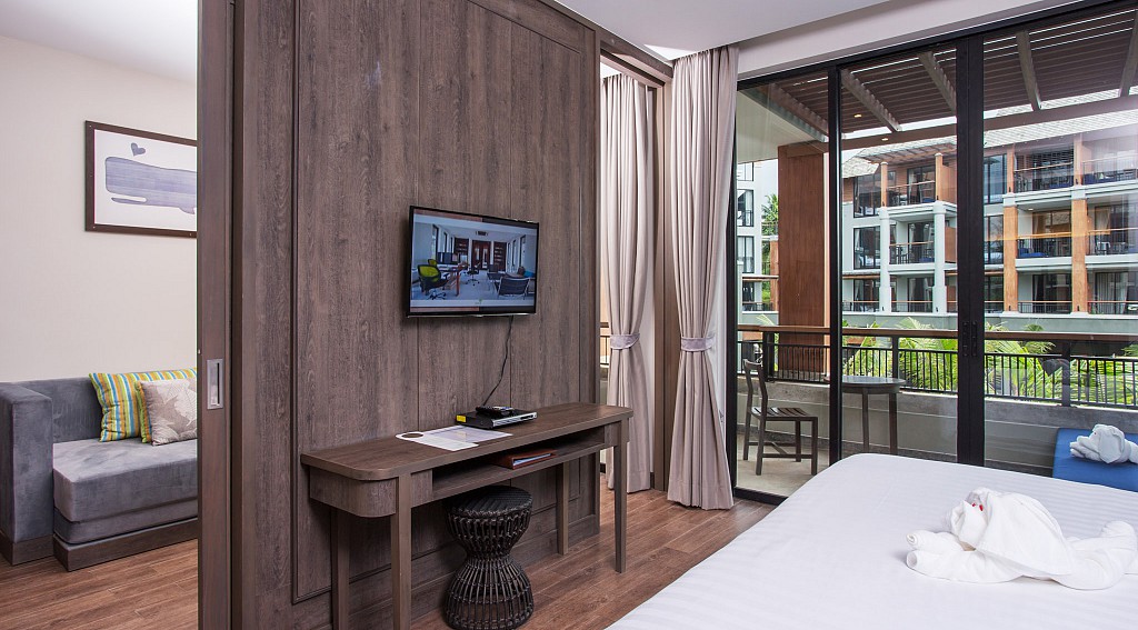 Deluxe Suite