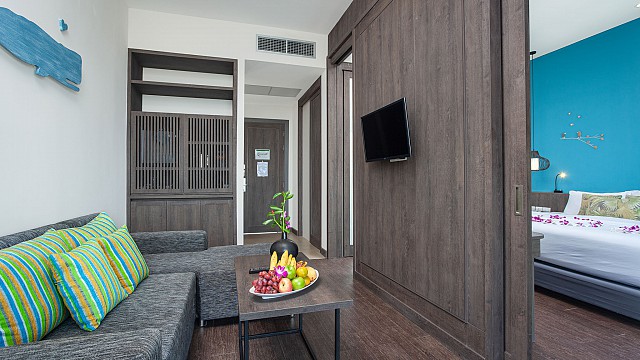 Deluxe Suite Premium