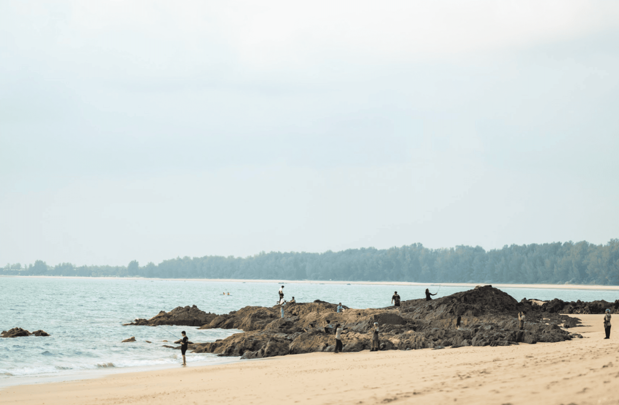 Escaping the Noise to Listen to the Tide: A Mindful Sanctuary in Pang Nga