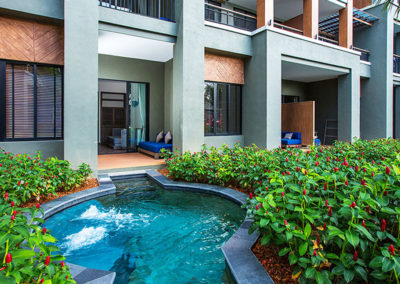 Adults Zone - Deluxe Suite Pool Access/Jacuzzi